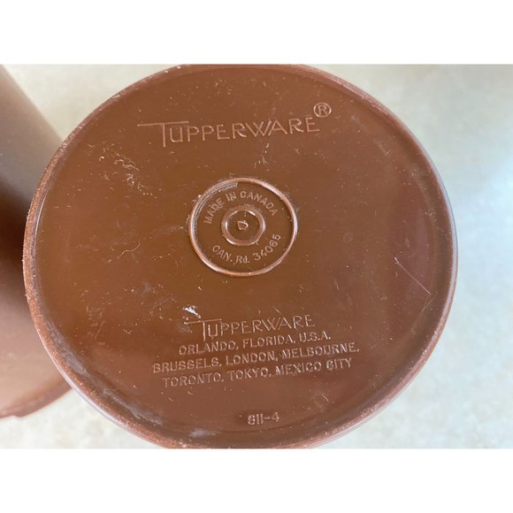 Tupperware Made In Canada Brown Sugar And Flour Containers Without Lids - Picture 4 of 5